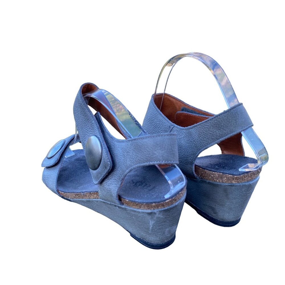 Taos Carousel Strappy Wedge Sandal Womens EUR 42 US 10.5 Distressed Gray Leather - Picture 3 of 14
